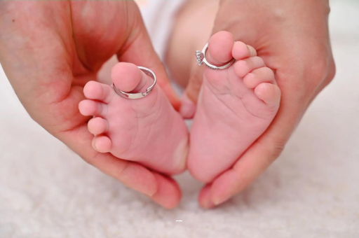 供卵包生男孩公司孕妇睡不好的原因