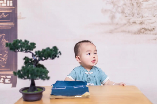 供卵包生男孩公司宝宝拉奶瓣可以自愈吗