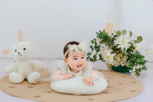 供卵包生男孩公司宝宝多大睡枕头